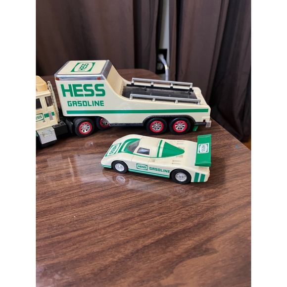 Hess Toy Truck and Car 1988 White Green - Picture 3 of 5